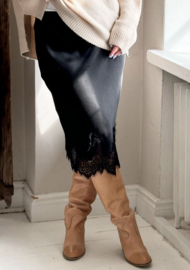 BYPIAS , BOHEMIANA ELIZA VISCOSE ONDER ROK ZWART