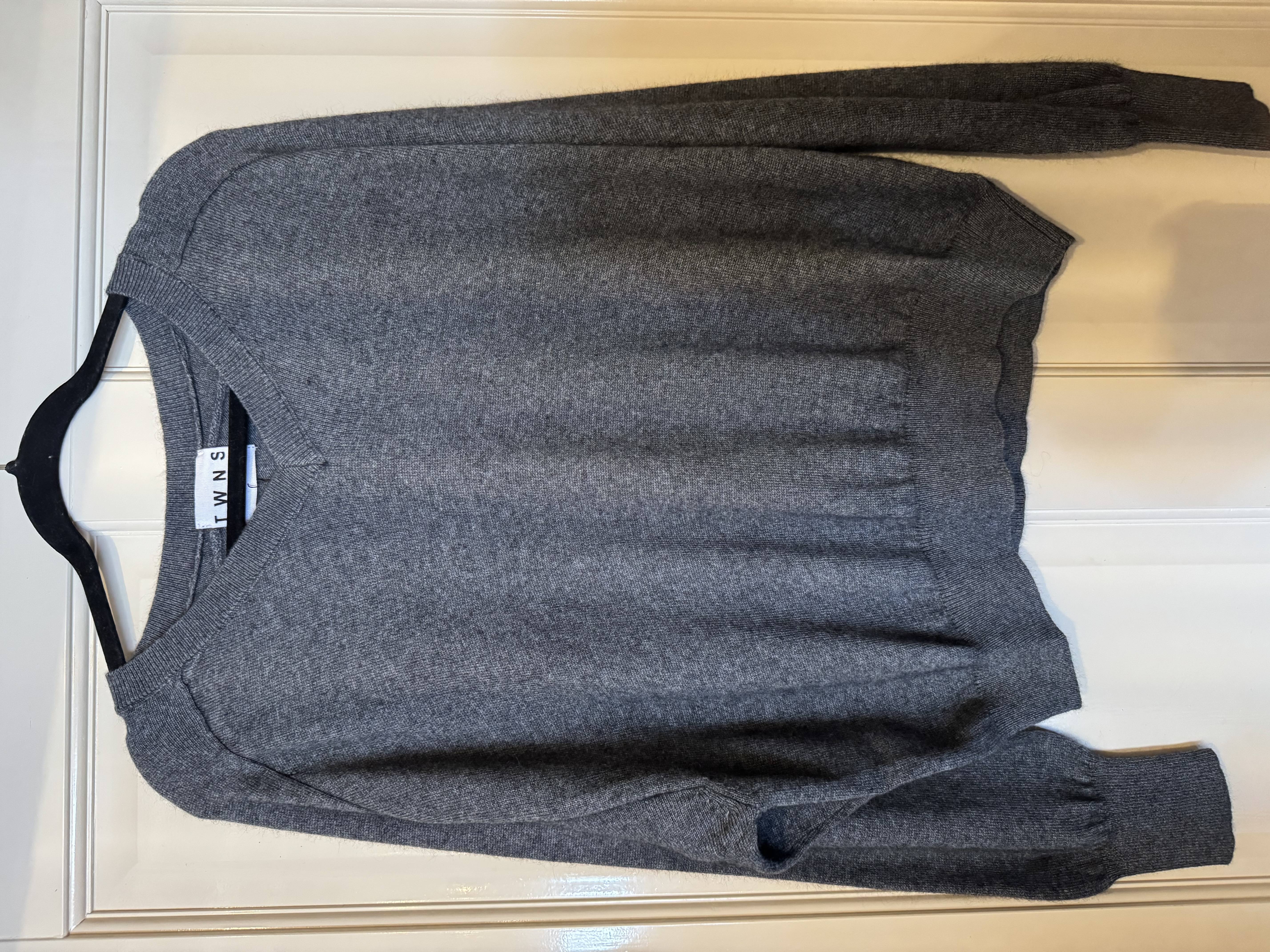 TWNS SALIDA V-NECK TRUI GREY