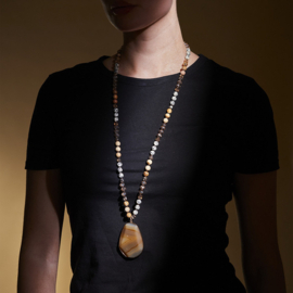 The Moshi necklace Bodil beige