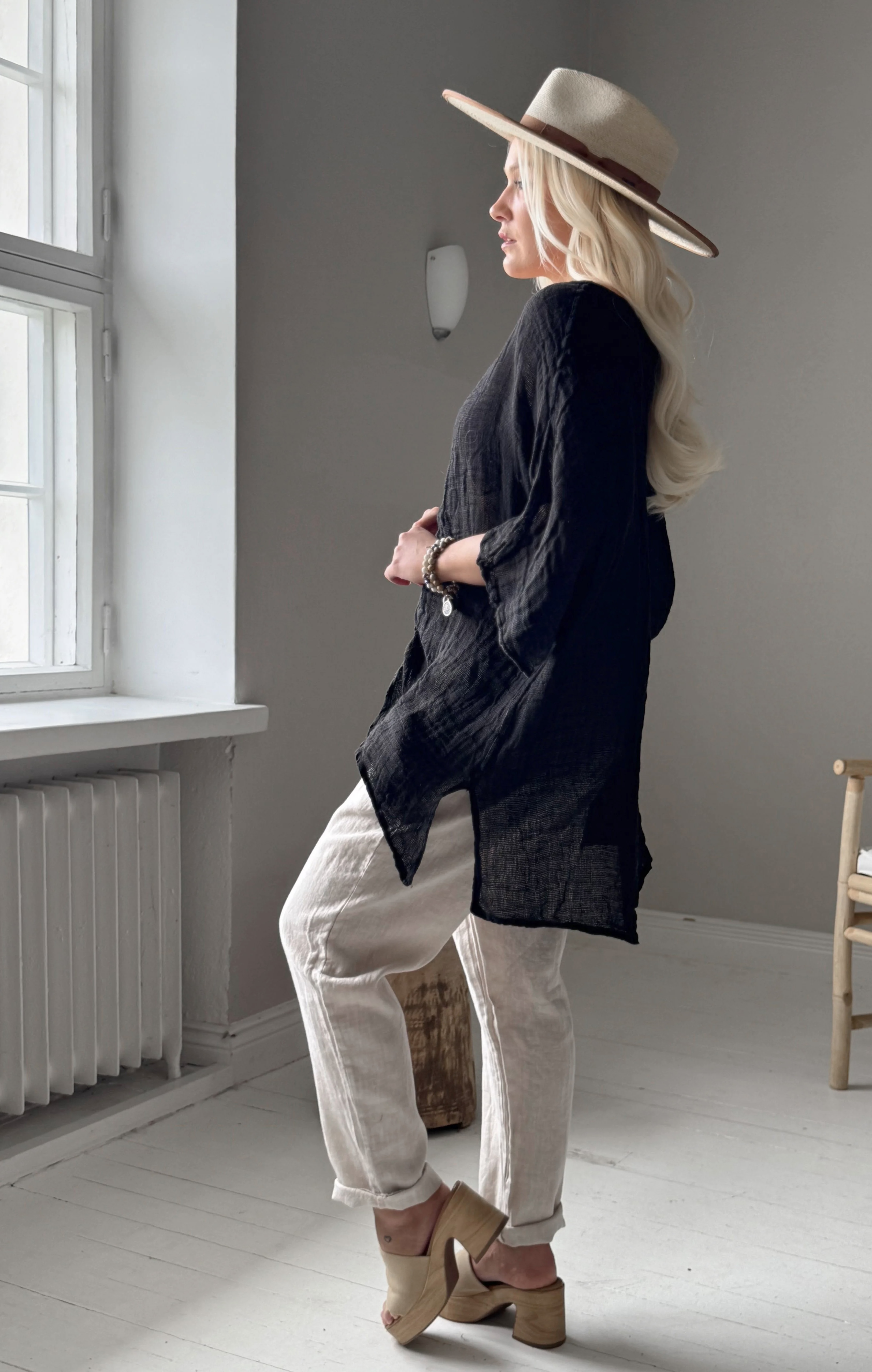 BYPIAS BOHEMIANA LINNEN BLOUSE AZURA ZWART