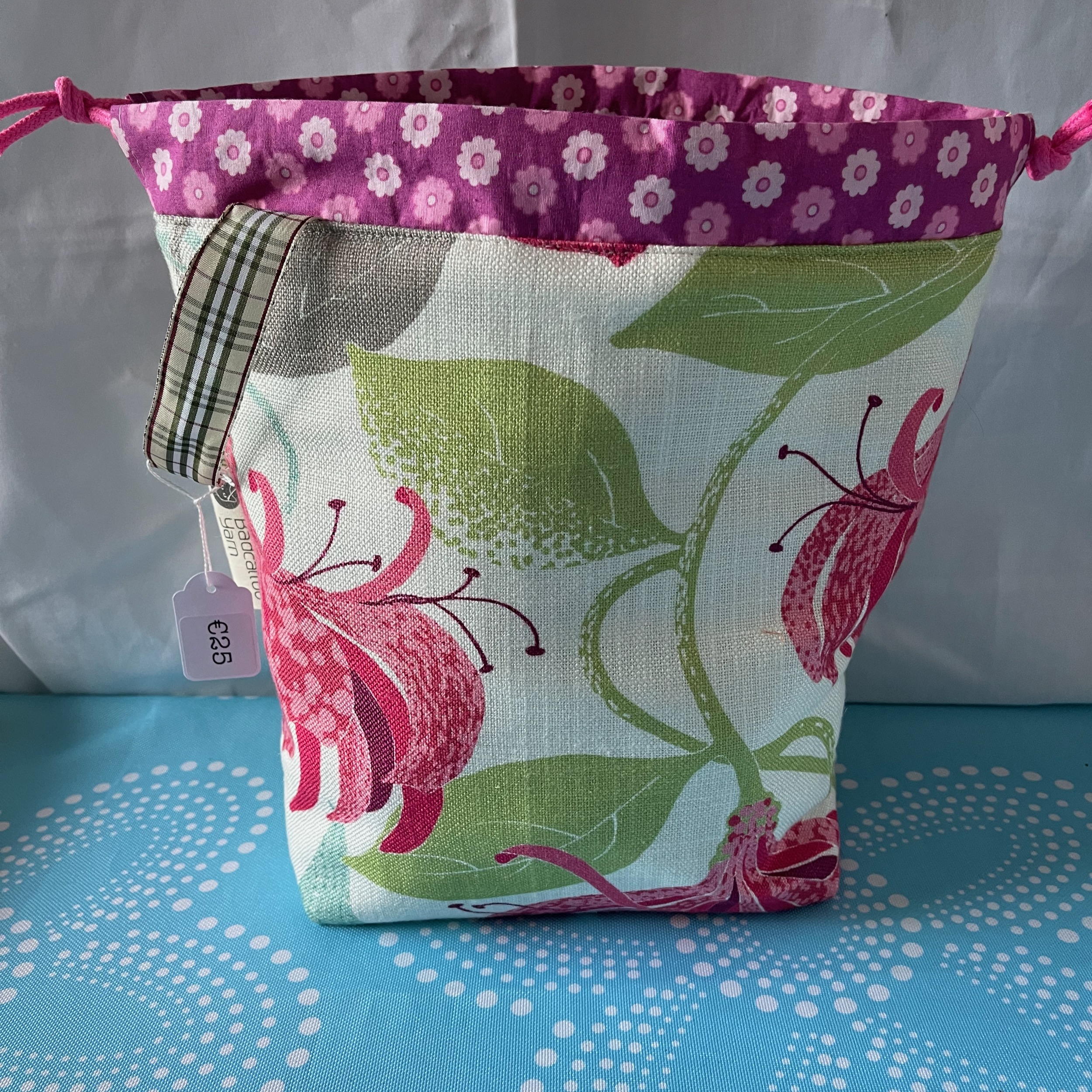 Fuchsia Flowers project bag