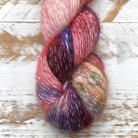 Violette Femme (CompNo3) (paper cat)