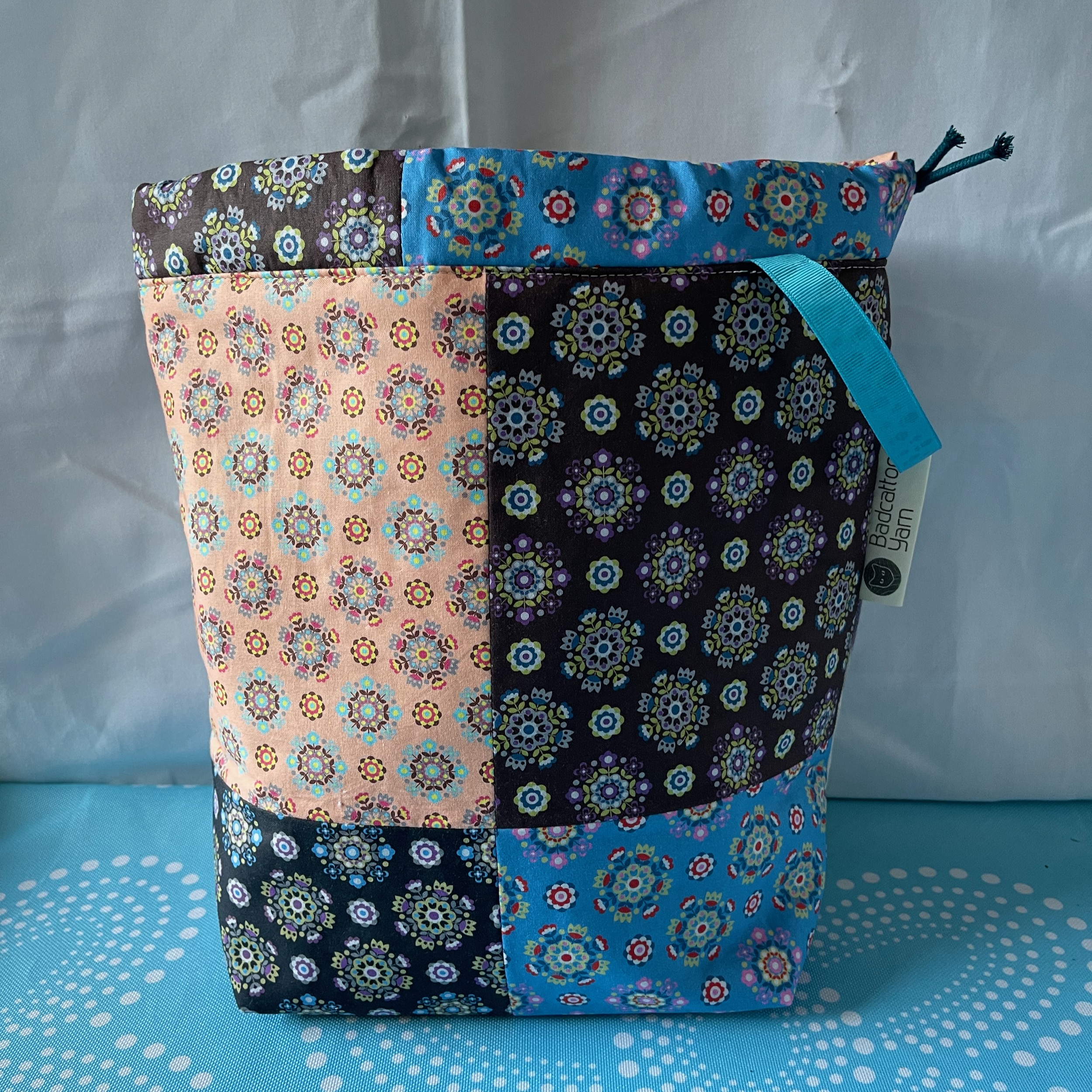 Mandela dots project bag