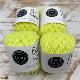 Badcattoo Lopi 1062 Fel geel