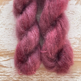 Currant Kid silk