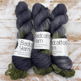 Float Black - Olive (High twist)