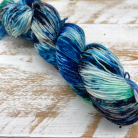 Green Point Blue