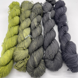 Black to Green complete set