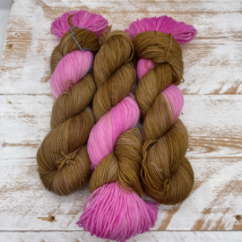 Float Brown - Pink (High twist)
