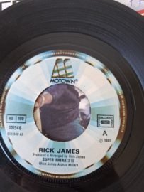 Rick James -  Superfreak