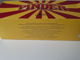 Pinder Circus- Trekker met oplegger in  2 dozen