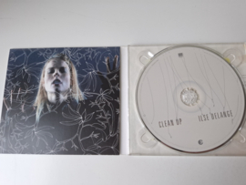 Ilse de Lange - Clean up