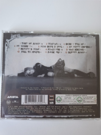 Avril Lavangne - Under my skin