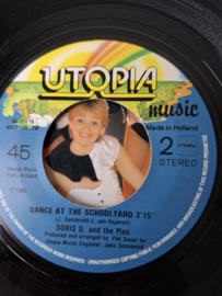 Doris D and the Pins - Dance on