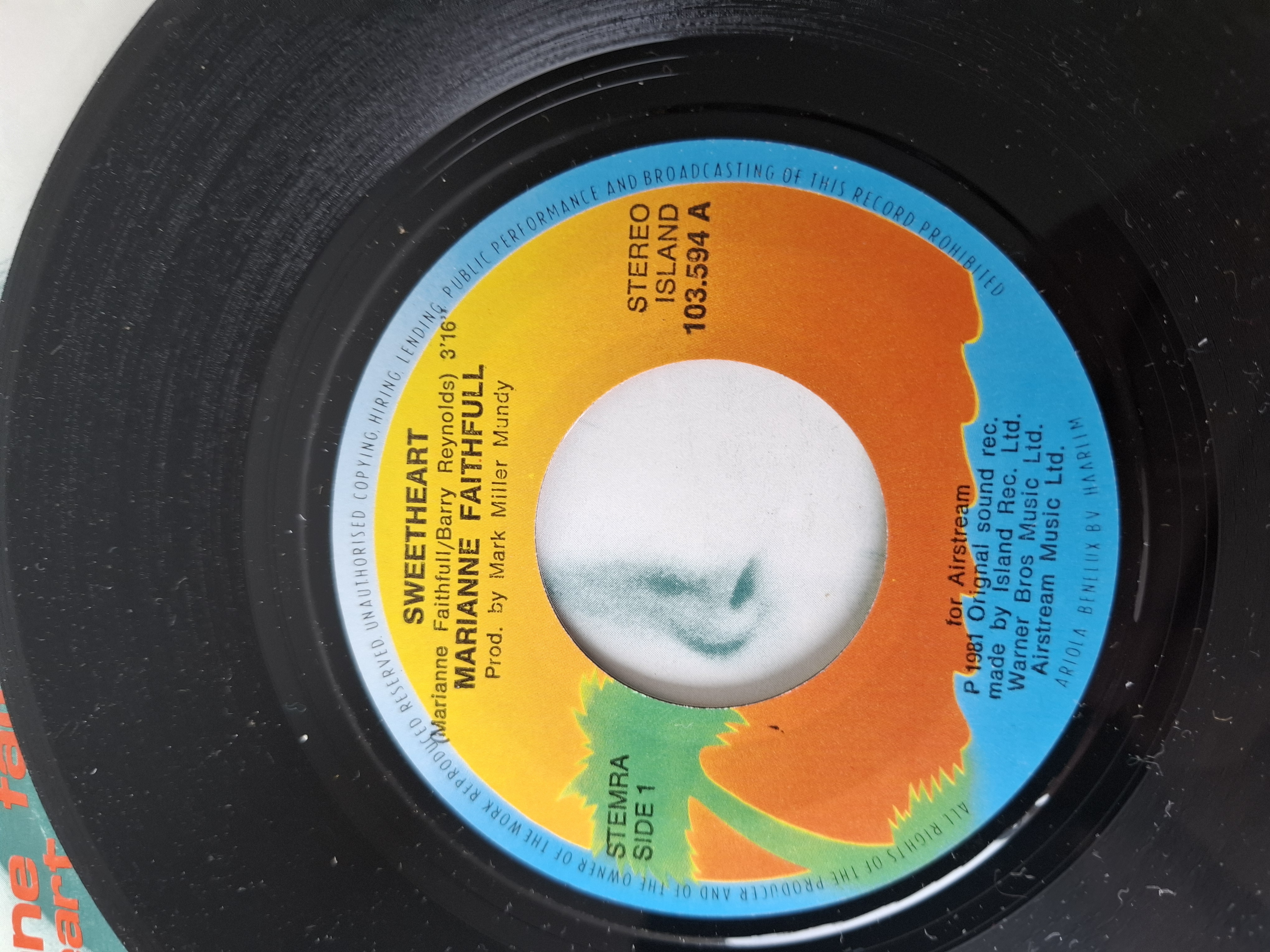 Marianne Faithfull - Sweetheart