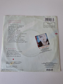Eurythmics - There must be an angel