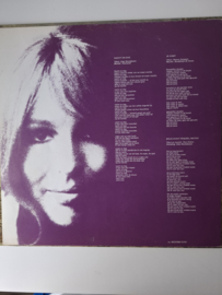Liesbeth List - Victoria