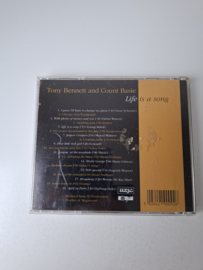 Tony Bennet - Life is a song