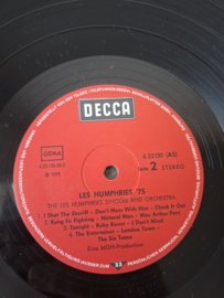 Les Humphries Singers - Les Humphries 75