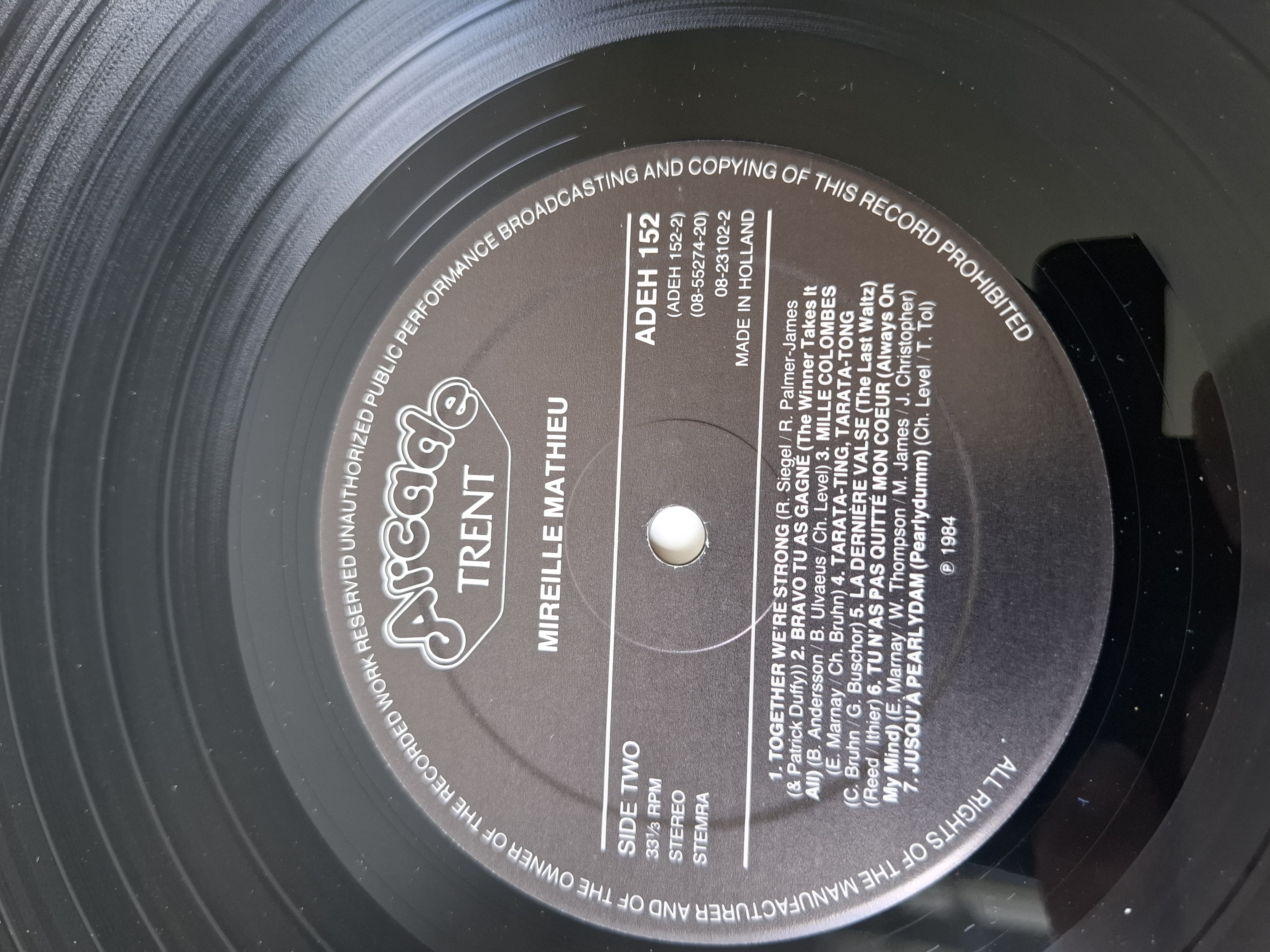 Mireille Mathieu - Mireille Mathieu