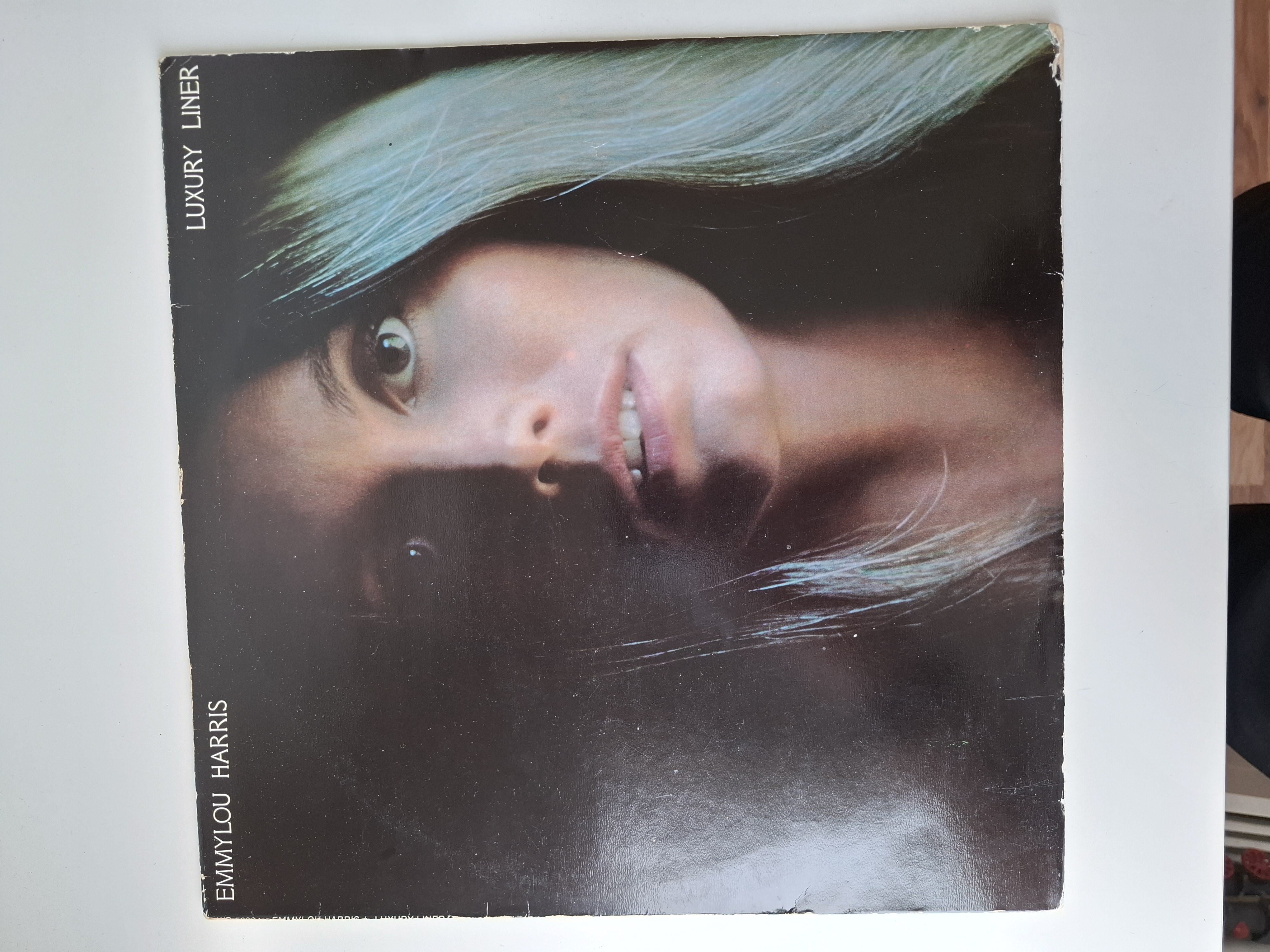 Emmylou Harris - Luxury liner