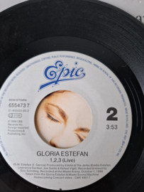 Gloria Estefan - Here we are