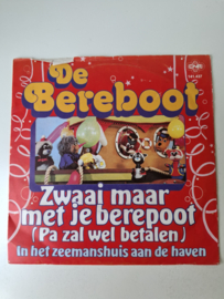 De Berenboot - Zwaai maar met je berenpoot