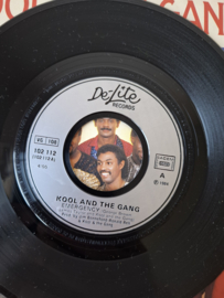 Kool & The Gang - Emergency