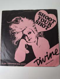 Divine -  Shoot your shot