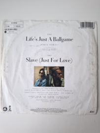 Womack & Womack - Life's just a ballgame