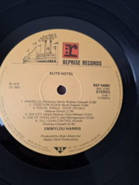 Emmylou Harris - Elite hotel