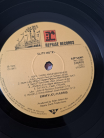 Emmylou Harris - Elite hotel