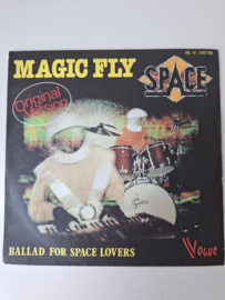 Space - Magic fly