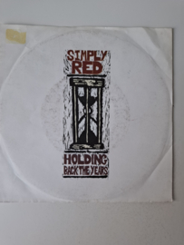 Simply Red - Holding back the years
