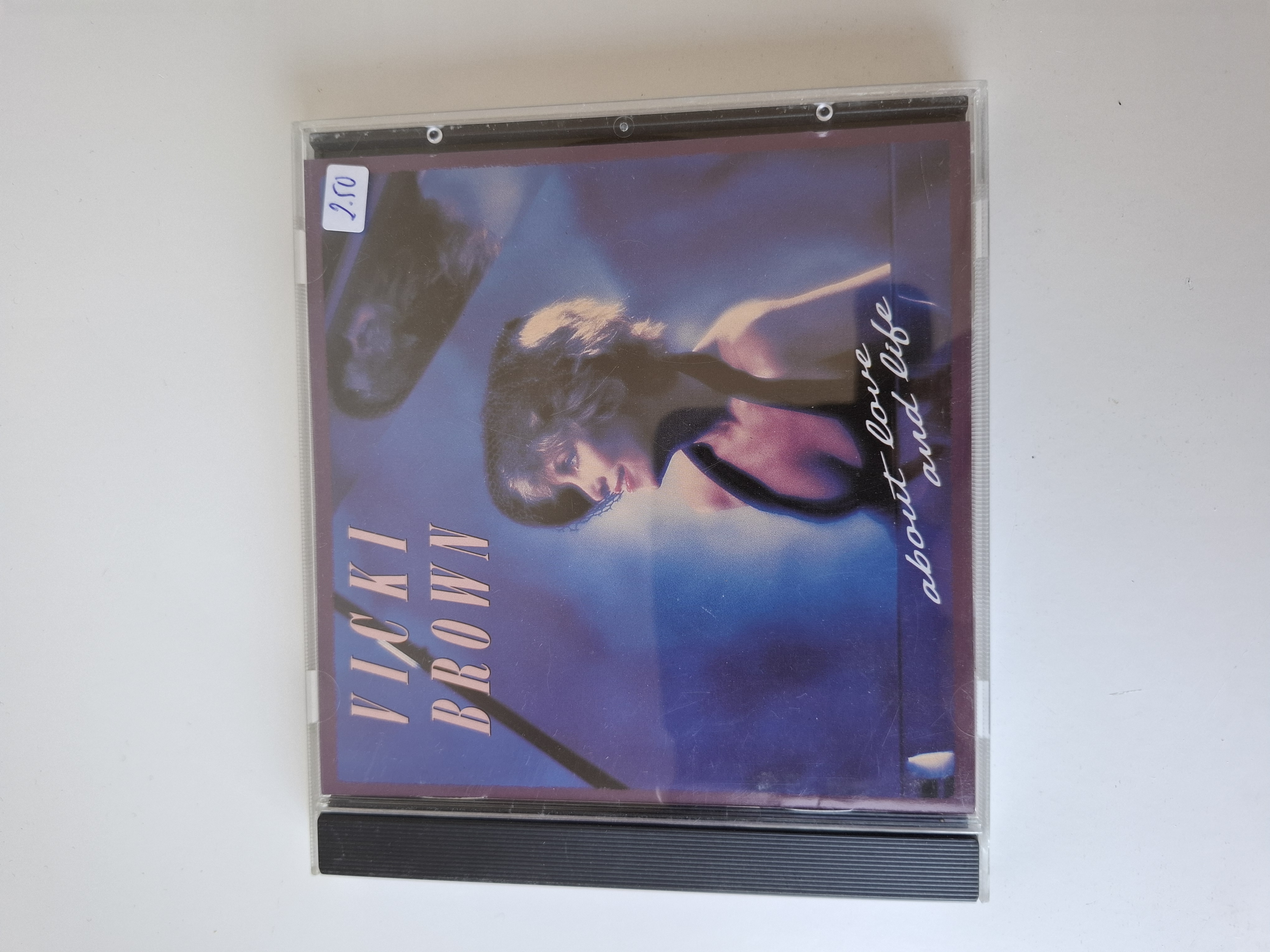 Vicky Brown - About love and life
