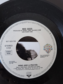 Bee Gees - Ordinary Lives