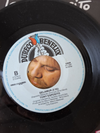 Tony Esposito - Hands
