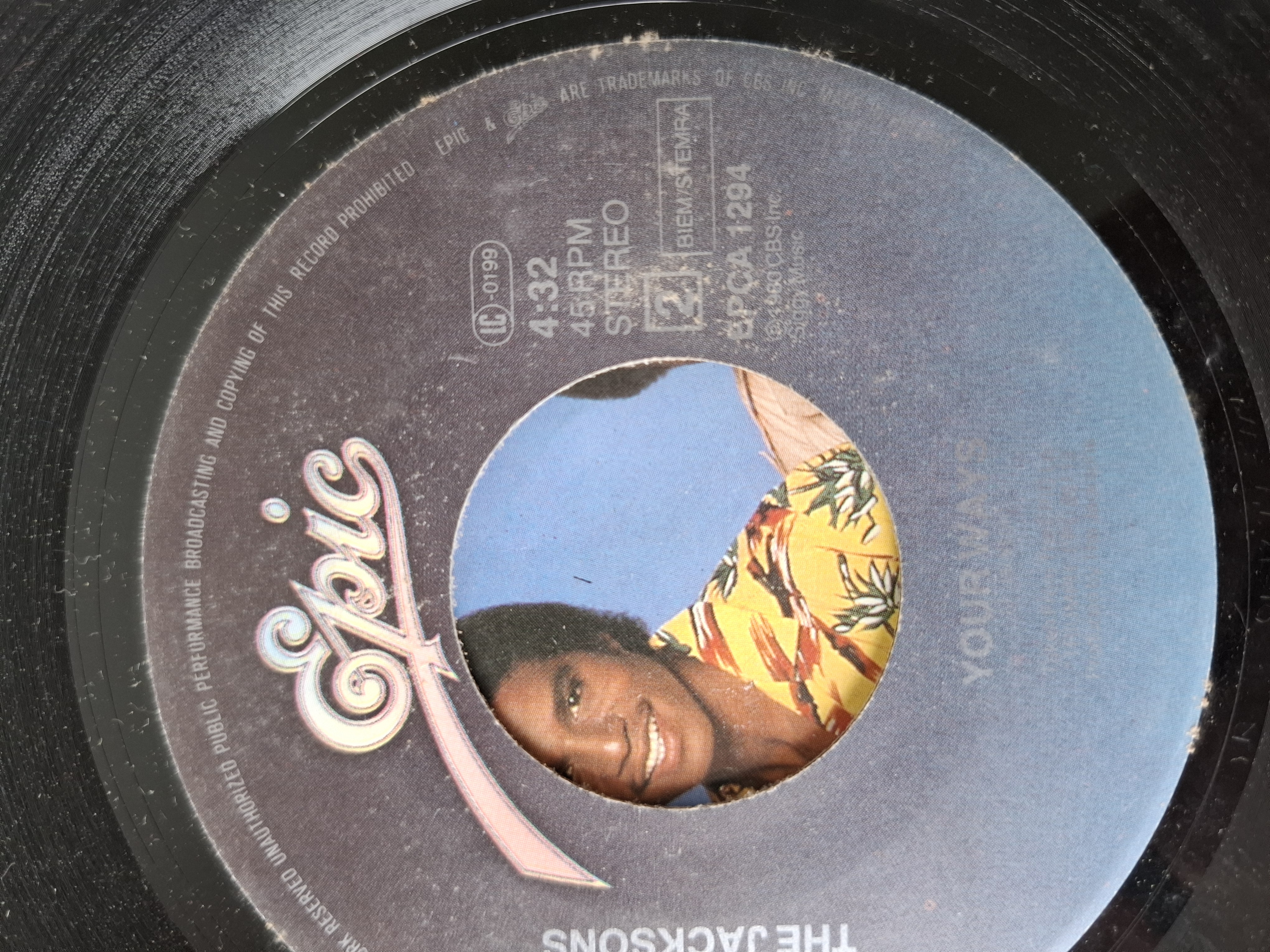The Jacksons - Walk right now