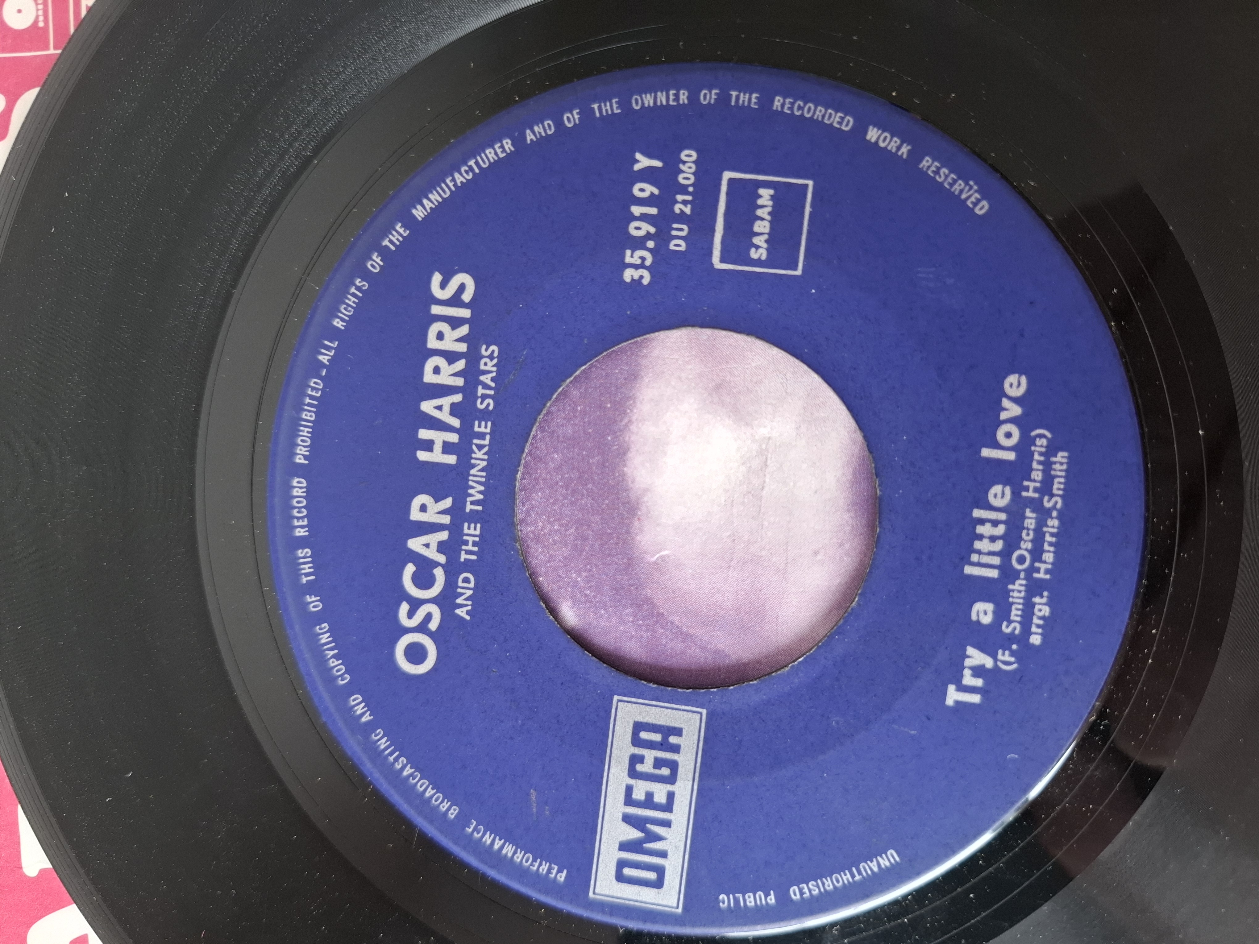 Oscar Harris and the Twinkle stars - try a little love