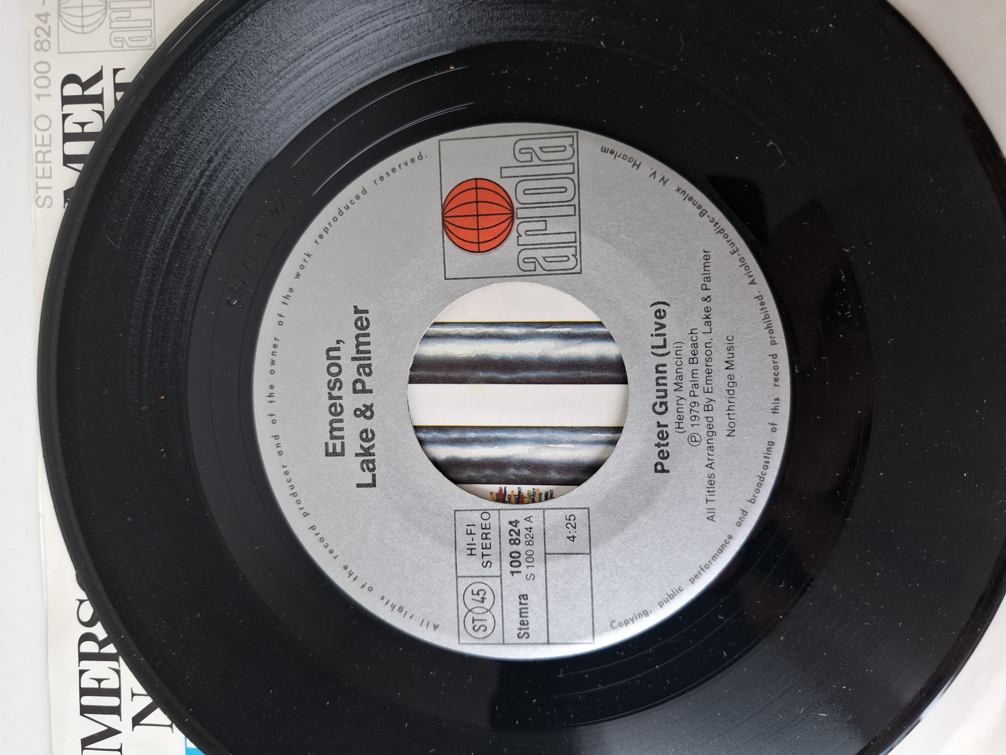 Emmerson, Lake & Palmer - Peter Gunn LIVE