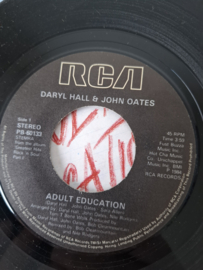 Daryl Hall & John Oates - Adult education