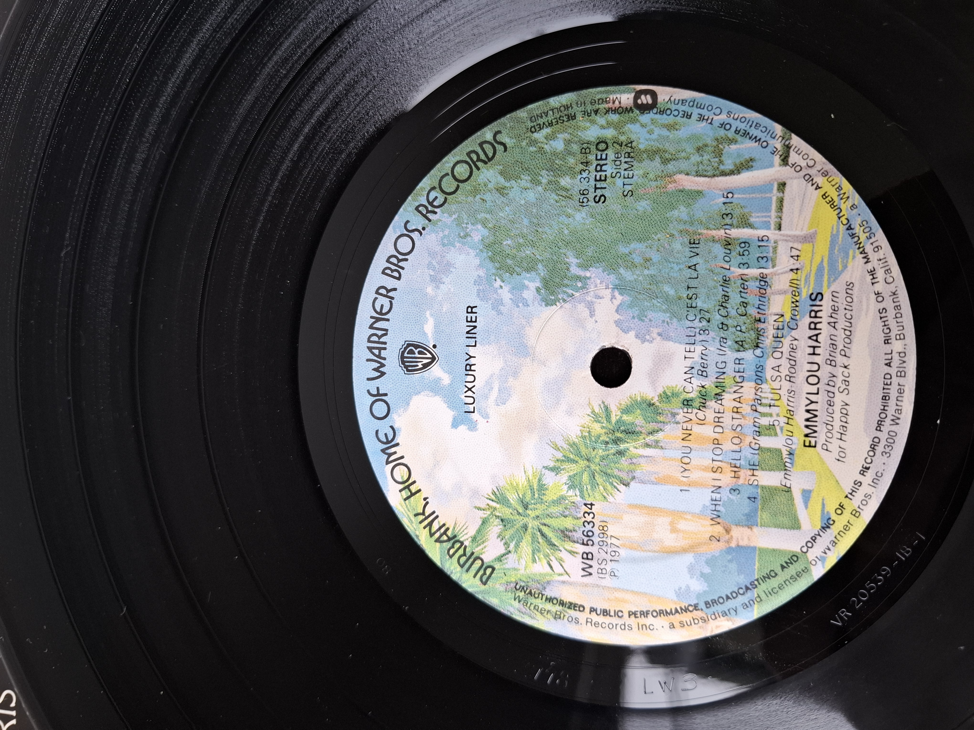 Emmylou Harris - Luxury liner