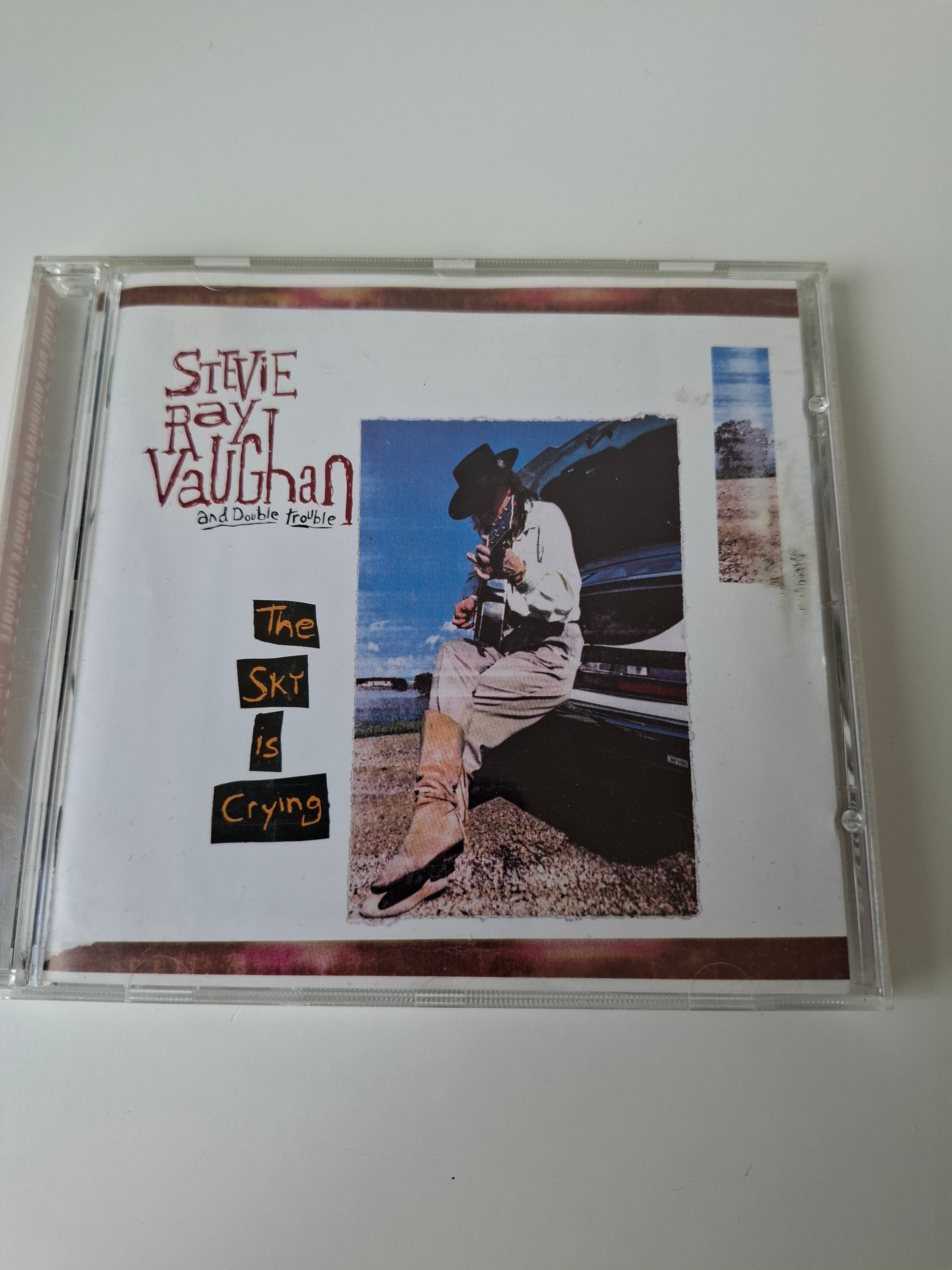 Steve Ray Vaughan and Double Trouble - The sky is crying