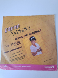 Donna Summer - She works hard for the money