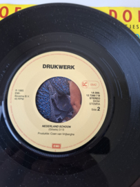 Drukwerk - Loflied op Dora