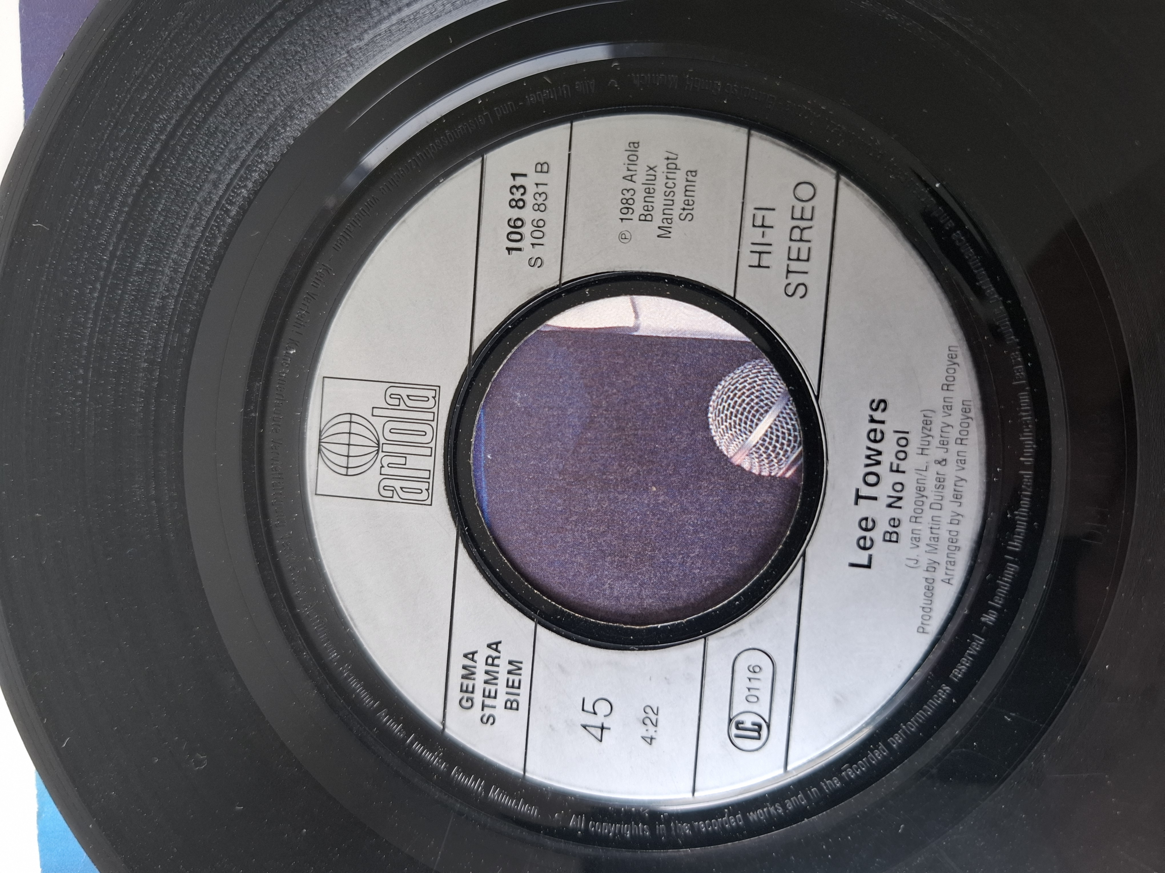 Lee Towers - Let's get the world singing again
