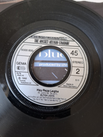 Elton John - Blue eyes