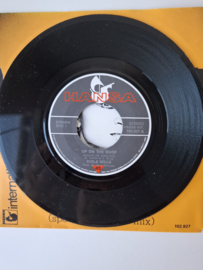 Viola Wills - Up on the roof