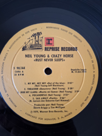 Neil Young & Crazy Horse - Rust never sleeps