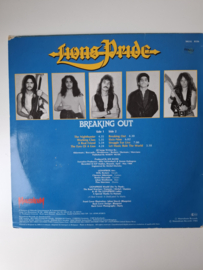 Lions Pride - Breaking out
